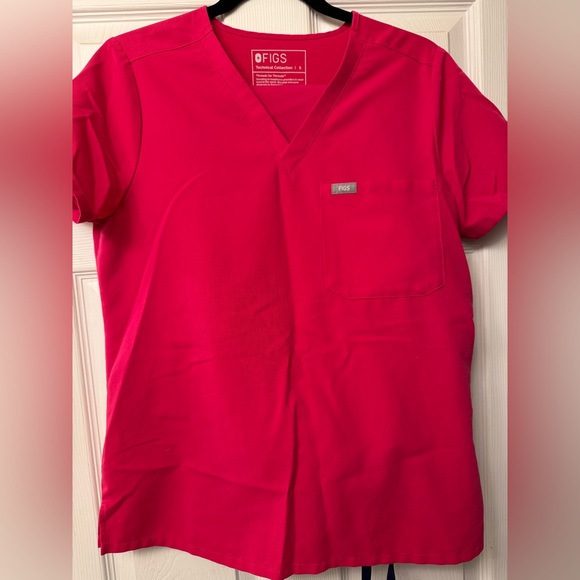 Figs Catalina One Pocket Top and Zamora jogger - Ultra Rose - Picture 1 of 3